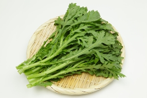 国内産　 春菊 1束