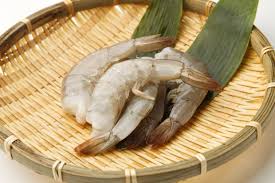 ・ 外国産 解凍・養殖 バナメイ海老 有頭※売価変更あります。 1パック