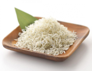 鮮魚コーナー 太白ちりめん 約100ｇ前後