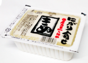 えぷろんの　にがり寄せ　国産豆腐100％使用　いしかわきぬ豆腐
