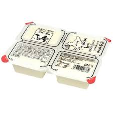 ・ さとの雪　北海道さんとよまさり　美味しい絹4回分 80ｇ&times;4